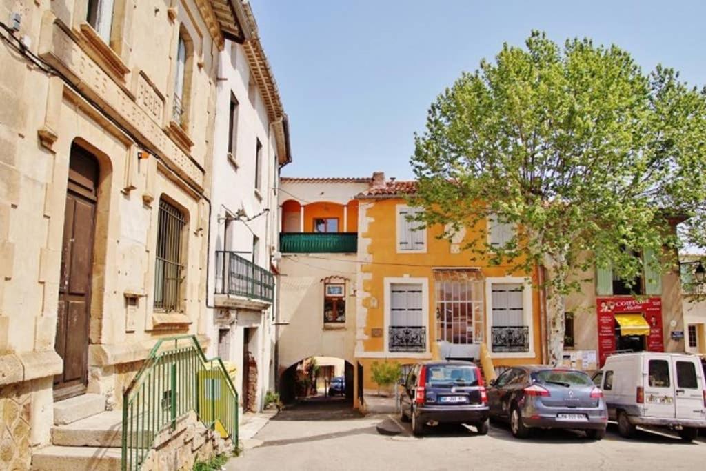 Joli loft dans village pittoresque Péret Esterno foto