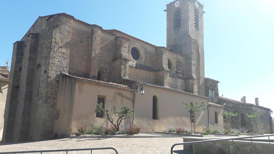 Joli loft dans village pittoresque Péret Esterno foto